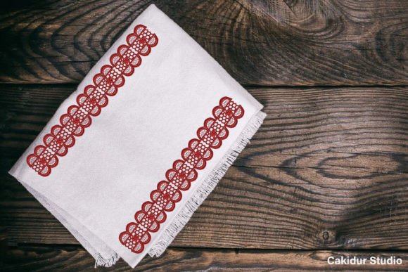 Maroon Fence Border Review